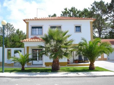 Townhouse For sale in Caldas da Rainha, Leiria, Portugal - Rua Francisco Almeida Grandela, 251 C 
