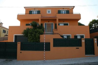 Villa For sale in Oeiras, Lisbon, Portugal