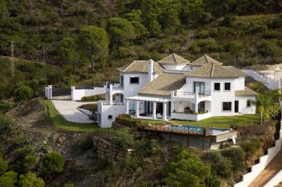 Villa For sale in Malaga, Marbella, Spain - El Madroñal