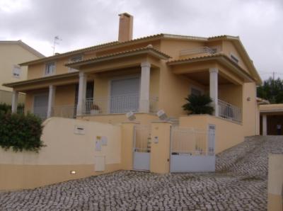 Villa For sale in Porto de Mós, Portugal