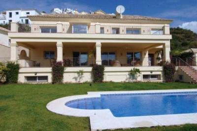 Villa For sale in Marbella, Malaga, Spain