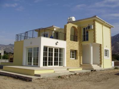Villa For sale in Kyrenia, Mersin, Cyprus