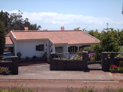 Cabin/Cottage For sale in Santo da Serra - Santa Cruz, Madeira, Portugal