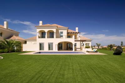 Villa For sale in Vila Nova de Cacela, East Algarve, Portugal - Monte Rei Golf and Country Club